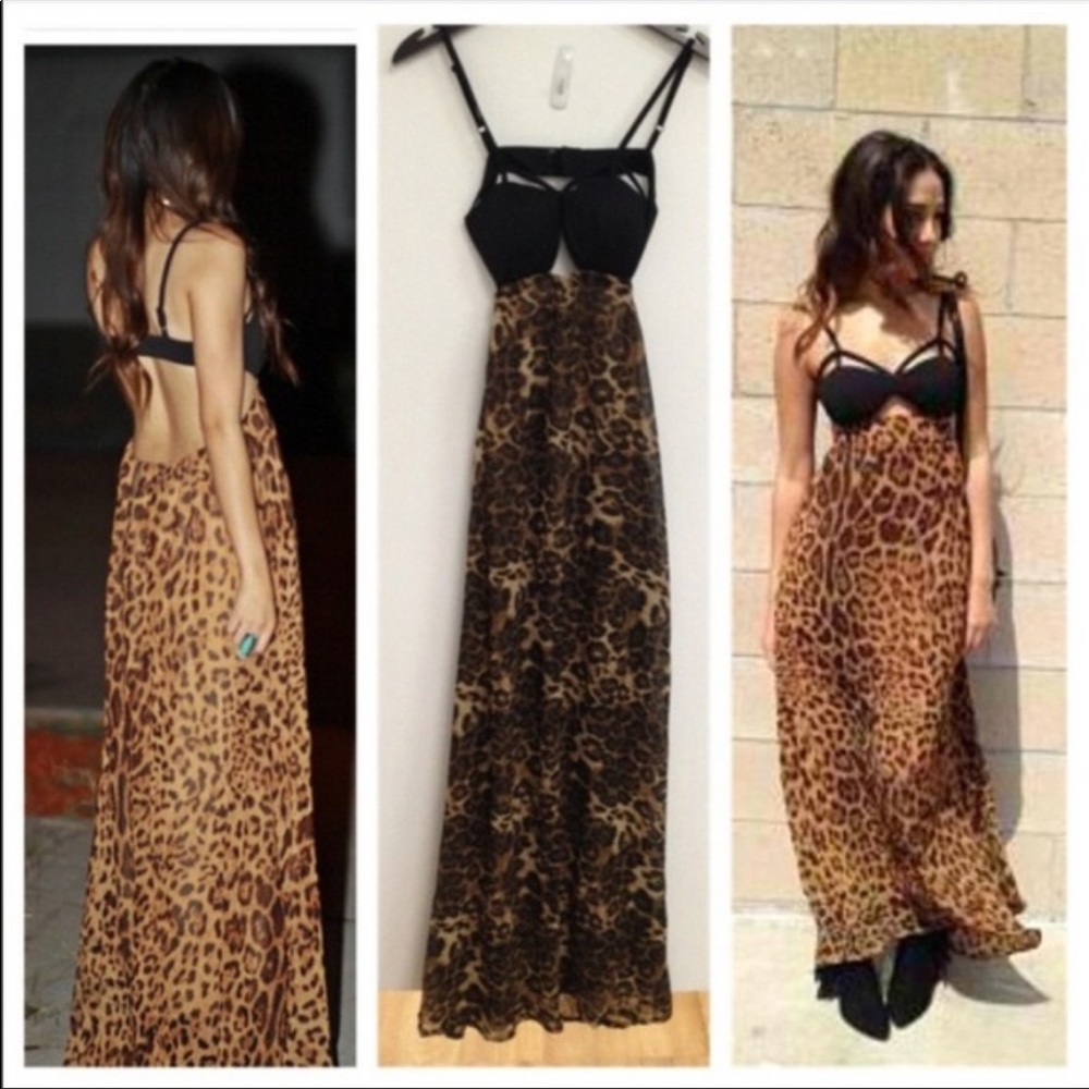 Sexy leopard dress! No Flaws 🖤